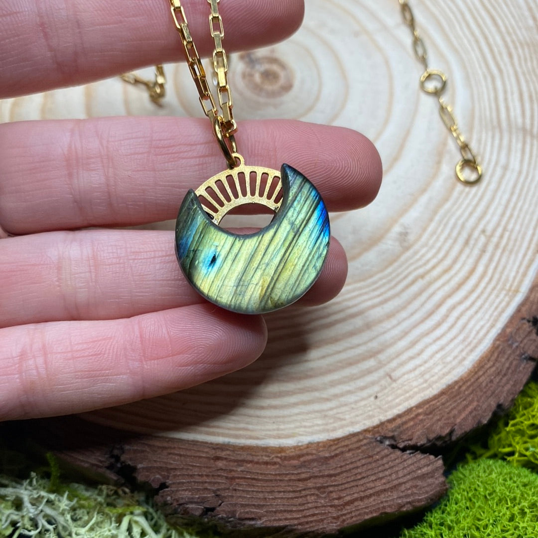 Labradorite Lotus & Teardrop Moon Pendant