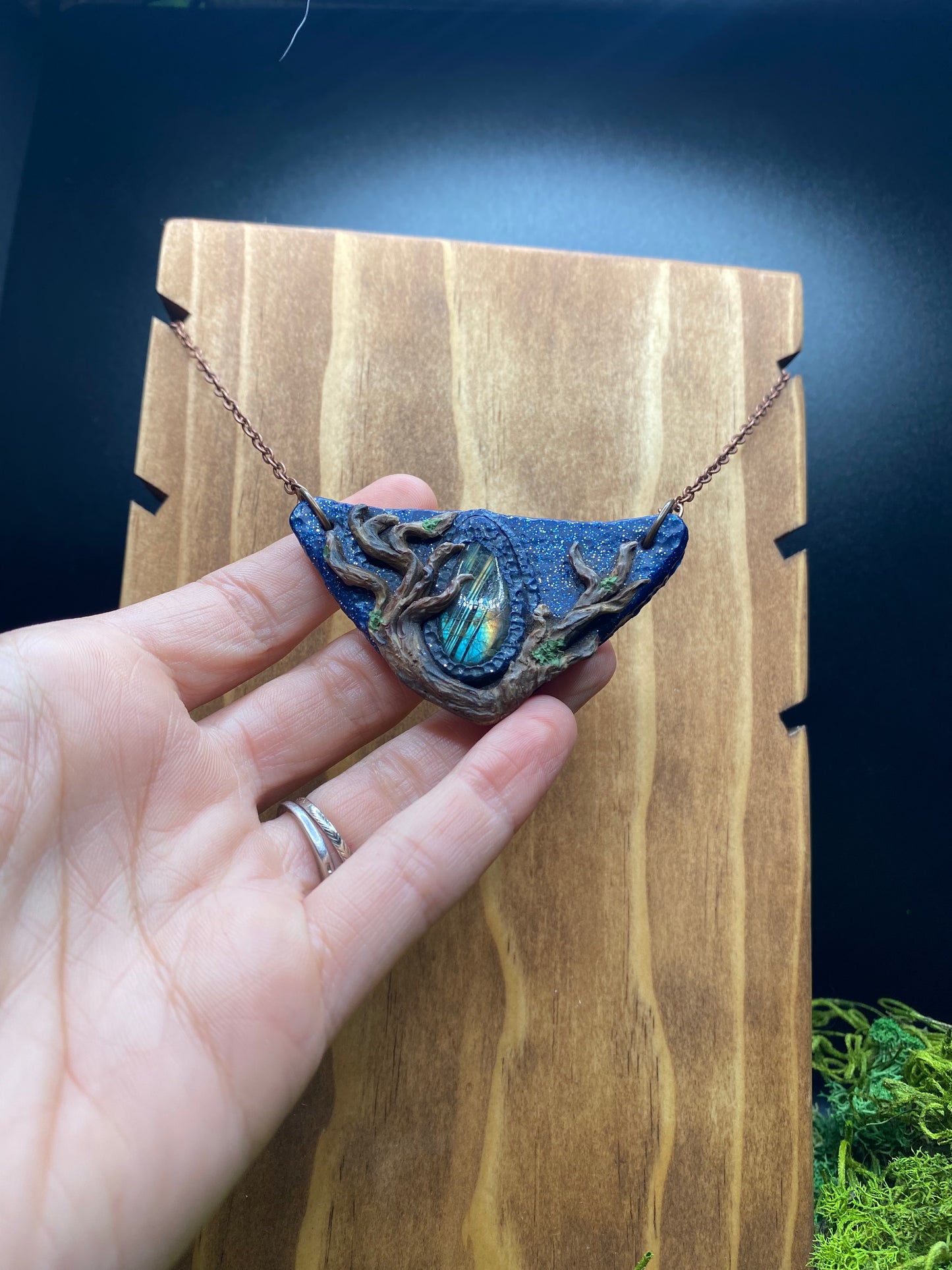 Dark woods and Labradorite