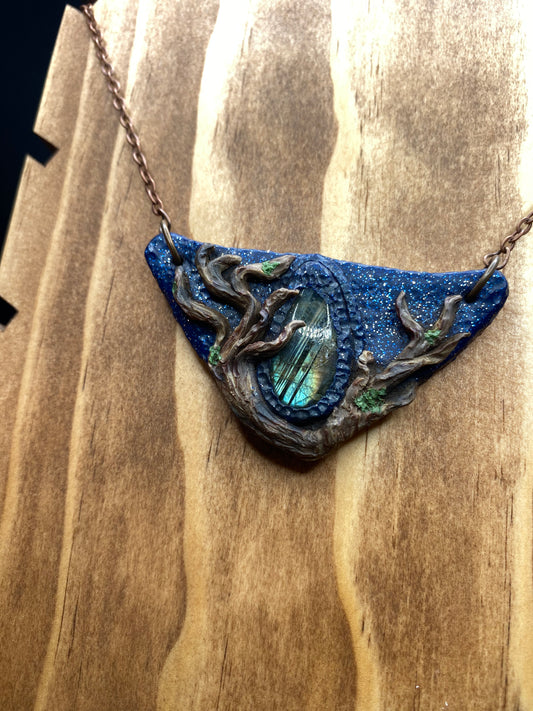 Dark woods and Labradorite